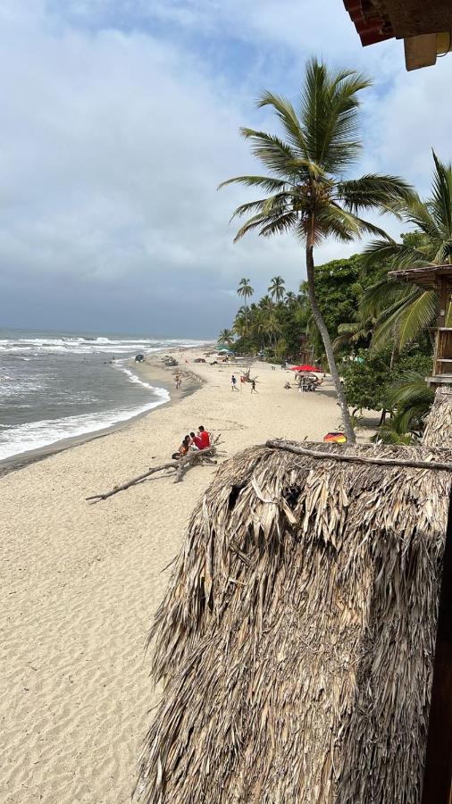 Palm Beach Hostal Guachaca Екстер'єр фото