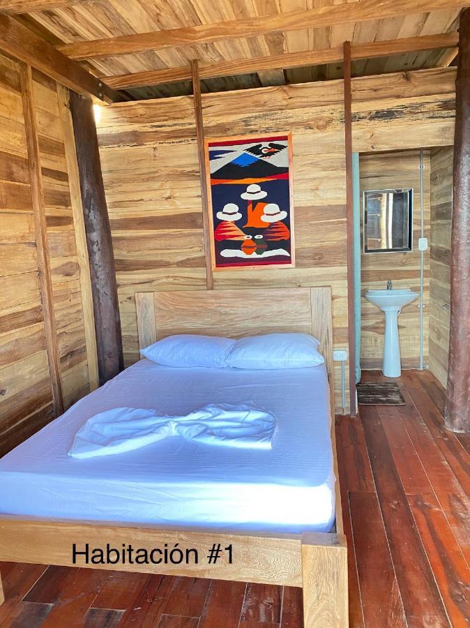 Palm Beach Hostal Guachaca Екстер'єр фото